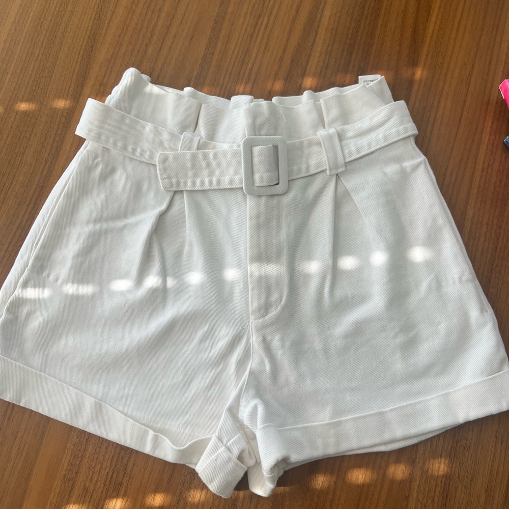 Zara Shorts- cotton + elastane Size S